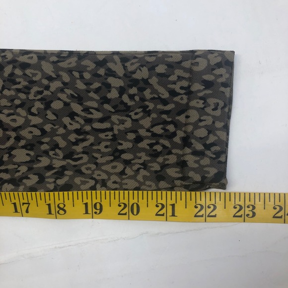 Spanx‎ By Sara Blakely Gray Black Brown Leopard Print Leggings Size Small - Picture 12 of 12